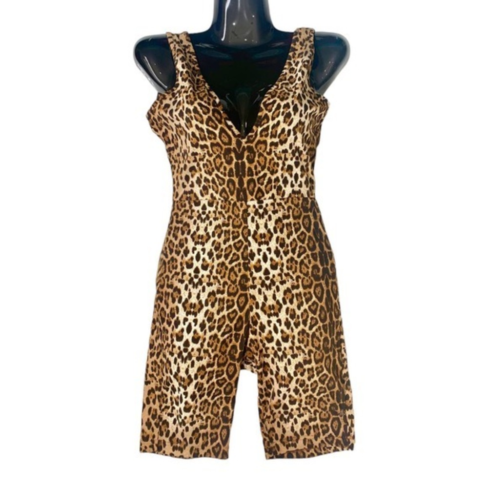 Bundle of 2‎ Animal Print. Mini Dress Size 10 & Leopard print Jumpsuit Small - Picture 7 of 13